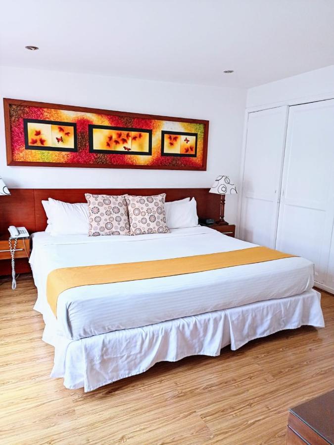 Hotel Marbella Chico Богота Екстериор снимка