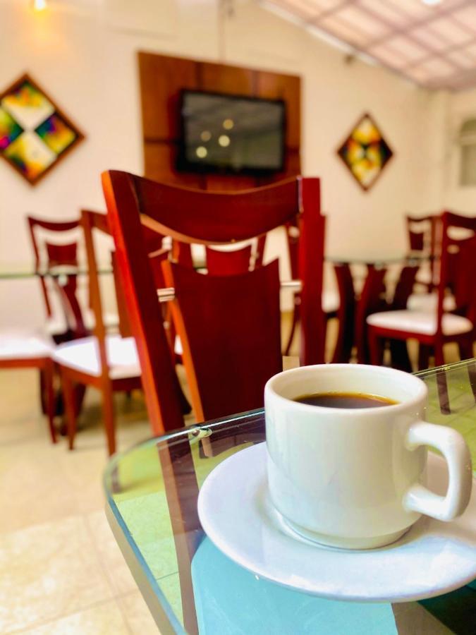 Hotel Marbella Chico Богота Екстериор снимка